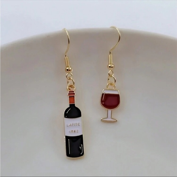 Wine Earrings - Picture 3 of 5